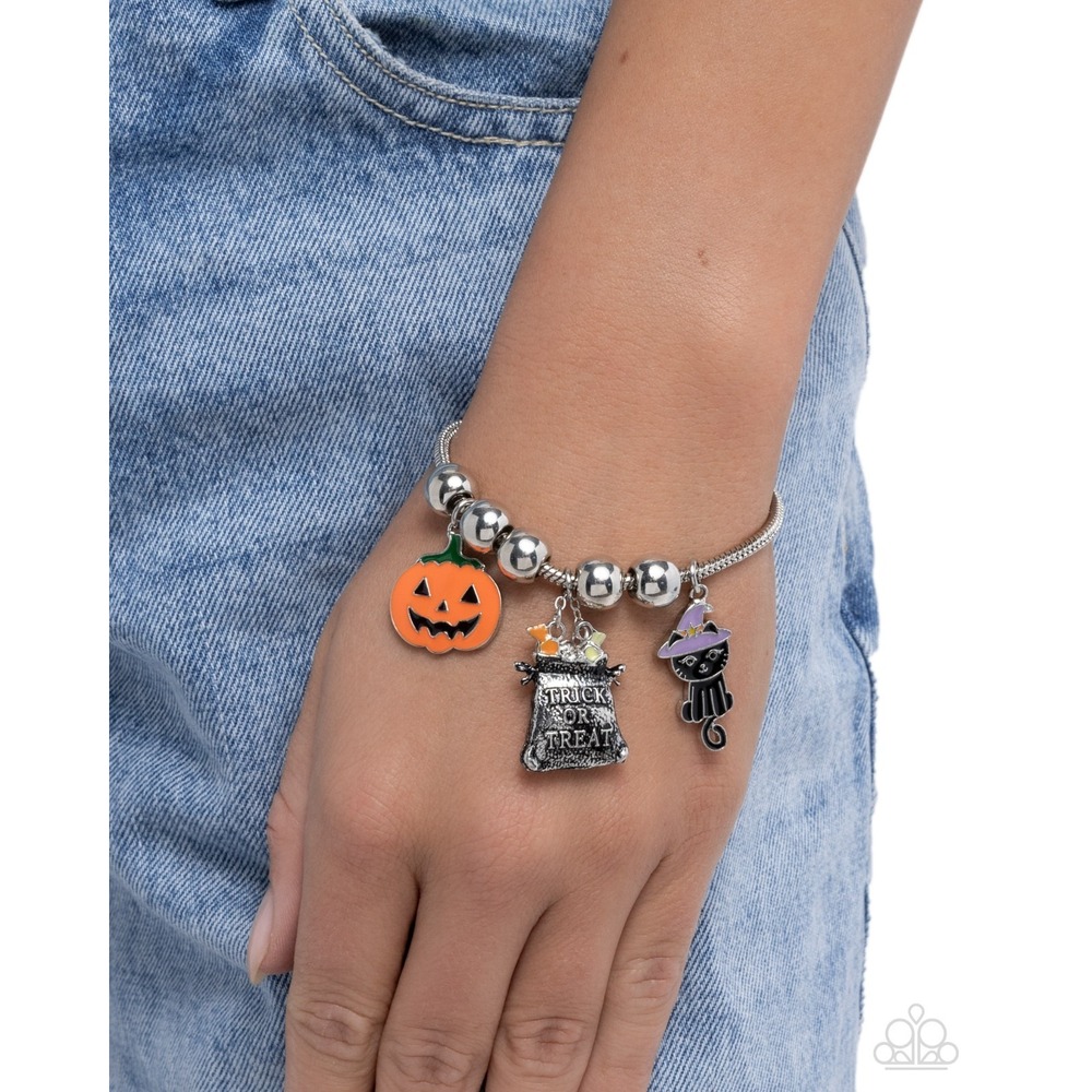Paparazzi HALLOWEEN Bracelet Haunted Halloween  Trick or Treat Pumpkin Black Cat